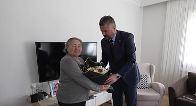 Buca Belediye Başkanı Görkem Duman’dan şehit evini ziyaret etti