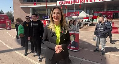 CHP Genel Merkezi’nde imza kampanyası… Aylin Nazlıaka: “Sandığı önüne alabilmek için adayını yanına alabilmek için bir imza da sen ver”