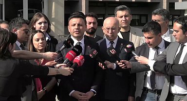 CHP’li Özgür Çelik: “Türkiye’nin birinci partisi emin adımlarla iktidara yürümektedir darbe girişimleriyle CHP’nin iktidar yürüyüşünü engellemeye çalışıyorlar”