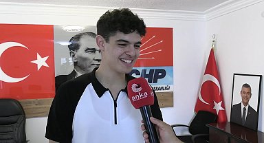 CHP'nin “Millet İradesine Sahip Çıkıyor” mitinginin üçüncüsü Mersin'de... PM Üyesi Berkay Gezgin: