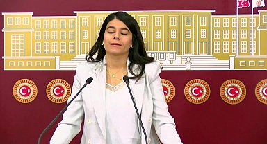 DEM Partili Altın: “Her dört çocuktan biri okula aç giderken MEB'in çocuk yoksulluğunun nasıl krize dönüştüğünden bihaber olduğunu görüyoruz”