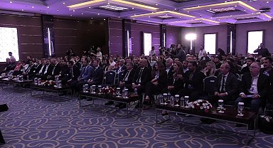 Diyarbakır Dijital Dönüşüm Konferansı...DTSO Başkanı Kaya:
