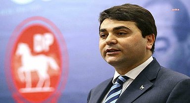 Gültekin Uysal: 