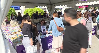 İZKİTAP hafta sonunda binlerce kitapseveri ağırladı