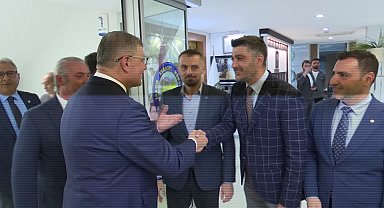 İzmir Büyükşehir Belediye Başkanı Cemil Tugay: İZBAN’ın sahibi belli olsun 