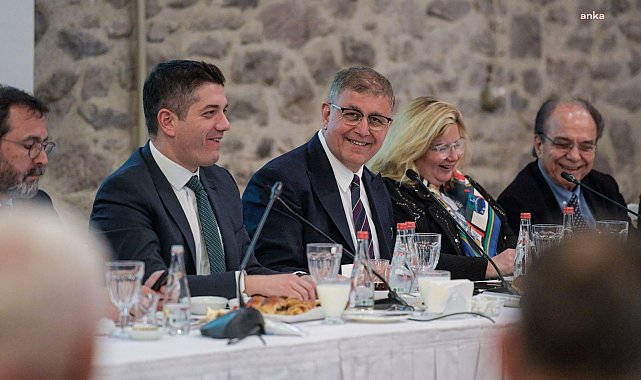 İzmir Büyükşehir Belediye Başkanı Tugay: