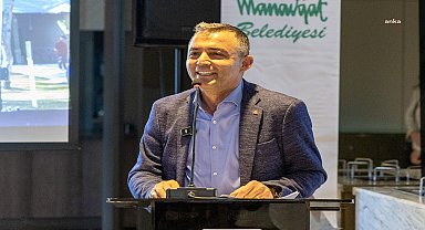 Manavgat Belediye Başkanı Kara, muhtarlarla bir araya geldi