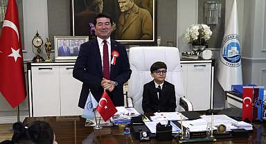 Ortahisar Belediye Başkanı Kaya, koltuğunu Remzi ve Lina’ya devretti
