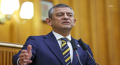 Özgür Özel: Dün Trump’ın bir telefonuyla Rahip Brunson’u serbest bırakanlar bugün Rümeysa’nın özgürlüğünü talep edemiyor