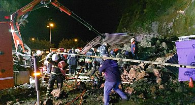 Samsun'un Canik ilçesinde heyelan meydana geldi