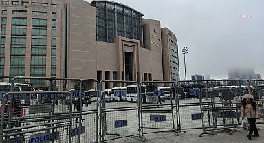 Saraçhane eylemlerine katıldıkları gerekçesiyle 7 genç hakkındaki davanın ilk duruşması yapıldı, 6 gencin adli kontrol kararı kaldırıldı