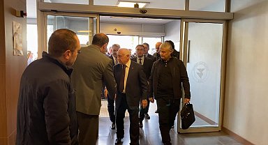 TBMM eski başkanlarından Cemil Çiçek: Demokrasinin olmadığı yerlerde huzur da yok, barış da yok