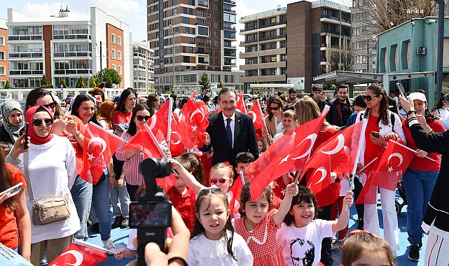 Tepebaşı Belediyesi 23 Nisan'ı şenlikle kutladı