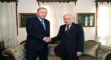 Yazar Türköne, 