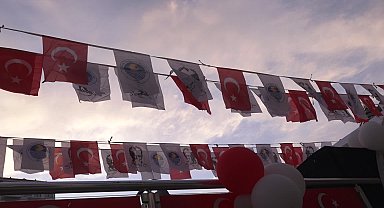 Yenişehir Belediyesi, araçlı kortejle 23 Nisan coşkusunu sokaklara taşıdı 