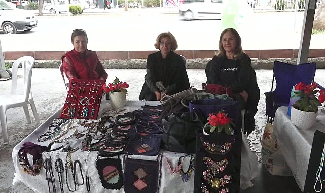 Yenişehir Belediyesi, yenilenen üretici kadın pazarını açtı… Başkan Özyiğit, Ali Mahir Başarır ve Berkay Gezgin pazarı gezdi
