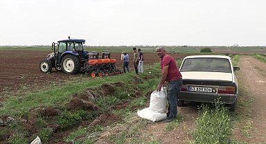 Yozgat’ta yaptığı konuşmayla gündeme gelen çiftçiye, Diyarbakır’dan destek… Yenişehir Ziraat Odası Başkanı İskenderoğlu: “Biz de kendisine destek veriyoruz. Hak yok, hukuk yok, adalet yok”