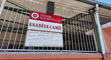 Yüreğir Belediyesi ekiplerinden Esadiye Camii'nde bakım ve onarım çalışması