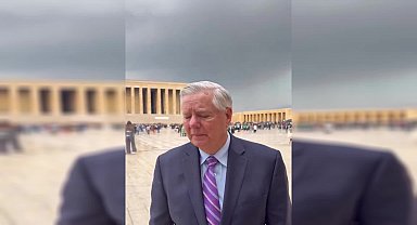 ABD’li Senatör Lindsey Graham Anıtkabir’de: “İsrail ve bölgedeki herkesin barış içinde yaşamasının bir yolunu bulmaya çalışıyorum’’