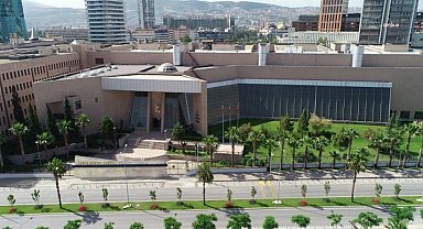 Almanya Alevi Birlikleri Federasyonu Başkanı Hüseyin Mat’ın annesi, Zürih'teki Nevruz etkinliği nedeniyle ifade verdi: Hayatım boyunca Zürih'e gitmedim