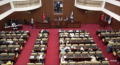 Ankara Büyükşehir Belediyesi, yolsuzluk iddialarını yargıya taşıdı: Osman Gökçek tanık olarak gösterildi