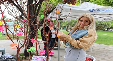 Antalya Büyükşehir Belediyesi, baharın gelişini