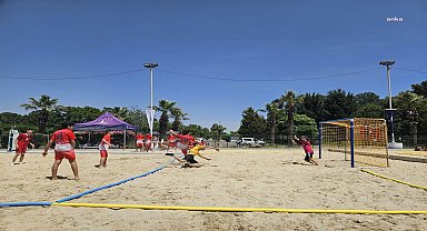 Atatürk’ün gençleri, İzmir Büyükşehir Belediyesi’nin şenliğinde buluştu