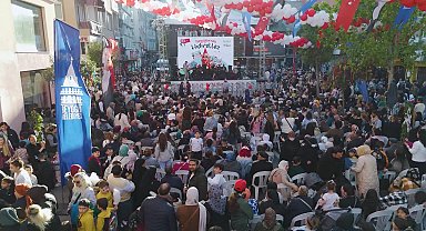 Baharın gelişi Beyoğlu'nda Hıdırellez Şenliği ile kutlandı
