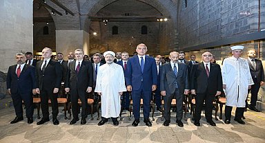 Bakan Ersoy: 'İslamofobi ile Mücadele Merkezi' çok ciddi katkılar sunacak