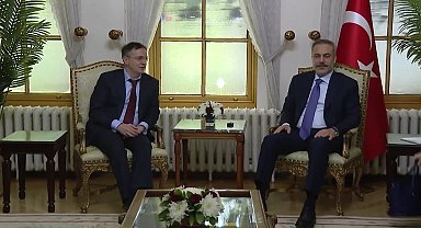 Bakan Fidan, Rusya Devlet Başkanı Danışmanı Medinskiy ile bir araya geldi