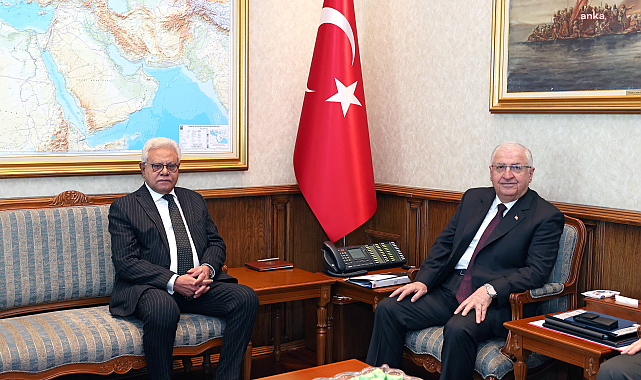 Bakan Güler, Pakistan'ın Ankara Büyükelçisi Cüneyd'i kabul etti