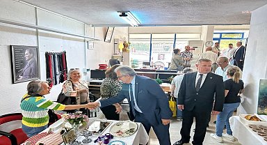 Bandırma Belediye Başkanı Mirza'dan Atatürkçü Düşünce Derneği kermesine ziyaret