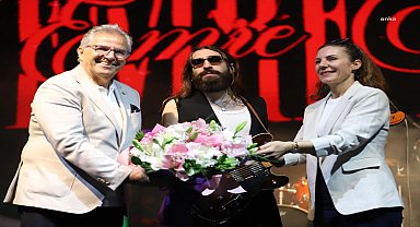 Bandırma Kuşcenneti Kültür ve Turizm Festivali’nde Emre Fel konser verdi