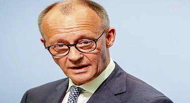 Başbakan Merz, Almanya için Alternatif Parti (AfD)'ye yönelik yasaklama girişimlerine şüpheyle yaklaşıyor