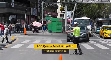 Başkentli minik polisler trafik denetiminde
