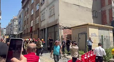 Bayrampaşa'da göçük altında kalan işçi kurtarıldı