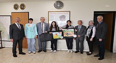 Bayrampaşalı öğrenciler, kanserle mücadeleye resimleriyle destek verdi