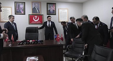 BBP Genel Başkanı Destici, PKK’nın silah bırakma kararını Diyarbakır’da değerlendirdi: “Sadece söz yetmiyor, eylem görmek gerekiyor