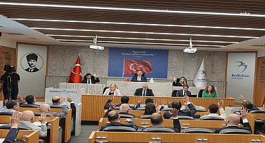 Beylikdüzü Belediye Başkan Vekili Çebi: “Özgür Özel'e yönelik saldırıyı şiddetle kınıyorum”