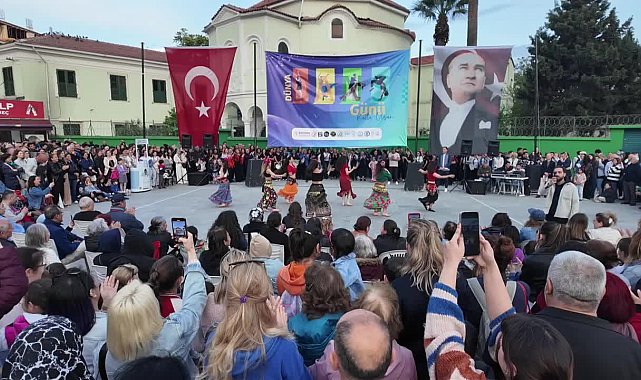 Bornova’da Dünya Dans Günü kutlandı