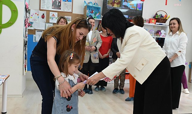 Bozüyüklü minikler, Anneler Günü'nü hediyeler ile kutladı