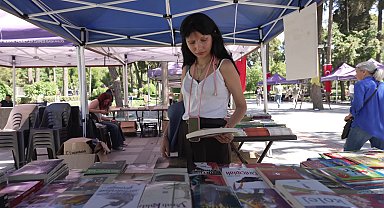 Buca Kitap Günleri vatandaşlardan büyük ilgi görüyor