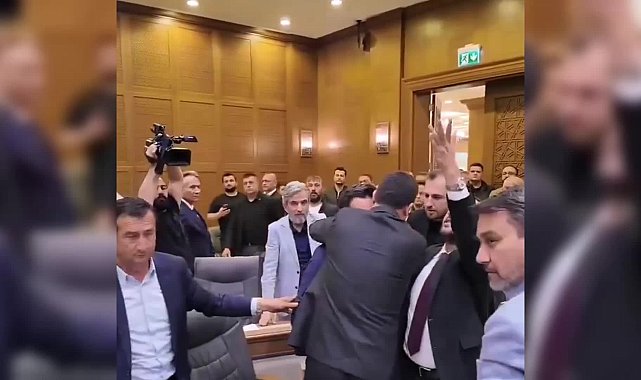 Bursa Büyükşehir Belediye Başkanı Bozbey'den Büyükşehir Meclisi'nde yaşanan hakaret ve saldırıya tepki