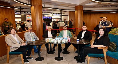 Bursa Büyükşehir Belediye Başkanı Bozbey’den “kapalı tribün” ve “Bursaspor Müzesi” müjdesi