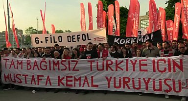 CHP’li gençler “Üç fidan” için Dolmabahçe’ye yürüdü...