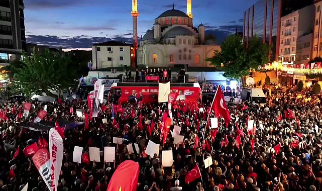 CHP'nin Esenler mitingi... CHP Lideri Özel: Erdoğan, dünün mağdurudur ama bugünün zalimidir