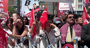 CHP’nin “Millet İradesine Sahip Çıkıyor” mitingi...Adalar Belediye Başkanı Akpolat: “Kayyumların yerine mazbatalar belediye başkanlarına iade edilmelidir