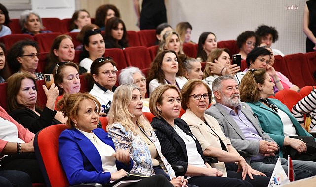 Çiğli Belediyesi ve Ege Kadın Buluşması’ndan kadınlara dijital eğitim desteği