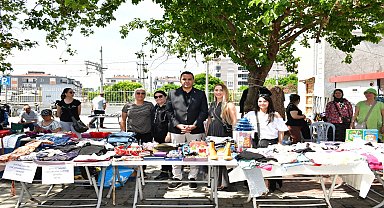 Çiğli’deki 2. El Eşya ve Kıyafet Kermesi yoğun ilgi gördü