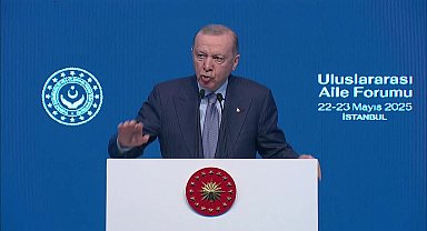 Cumhurbaşkanı Erdoğan: “LGBT sapkınlığına karşı mücadele, aynı zamanda insanlığın istikbalini kurtarma mücadelesidir